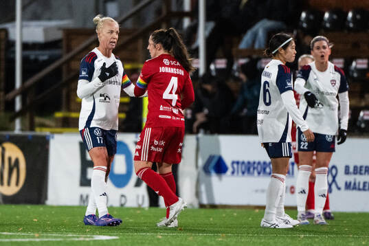 FC Rosengårds Caroline Seger och Piteås Josefin Johansson