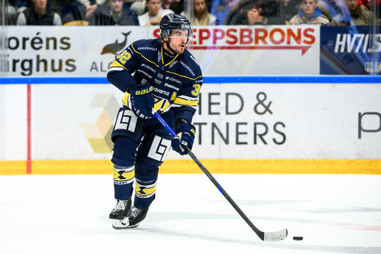 HV71s Oscar Engsund