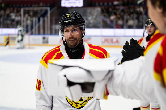Brynäs Anton Rödin jublar