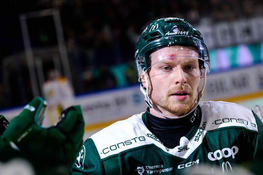 Färjestads Oskar Steen <jublar