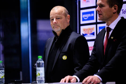 Brynäs tränare Niklas Gällstedt  deppar