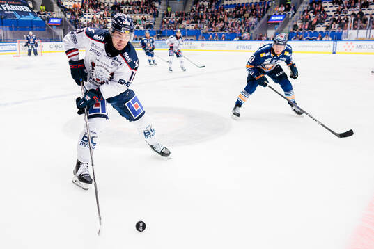 Linköpings Remi Elie och Växjös Dennis Rasmussen
