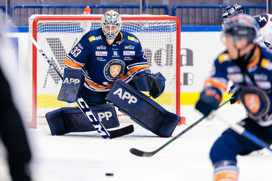 Växjös målvakt Emil Larmi