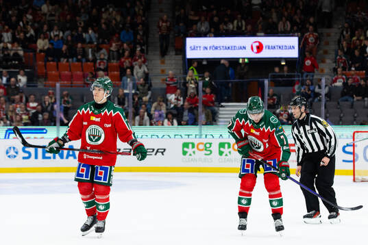 Frölundas Tom Nilsson och Henrik Tömmernes deppar