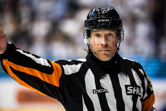 Domare Tobias Björk