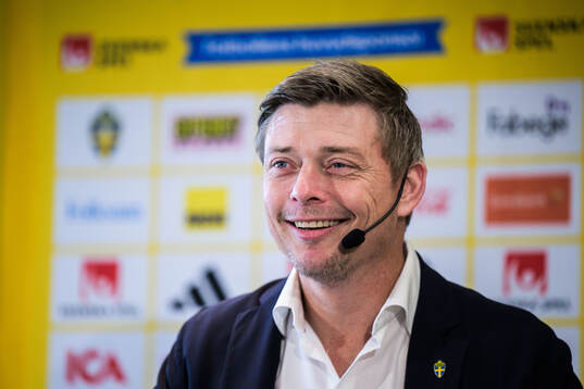 Head coach Jon Dahl Tomasson of the Swedish national