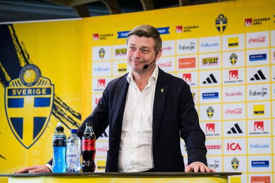Head coach Jon Dahl Tomasson of the Swedish national