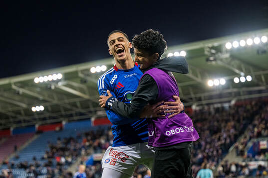 Jones El-Abdellaoui of Vålerenga celebrates
