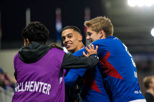 Jones El-Abdellaoui of Vålerenga celebrates
