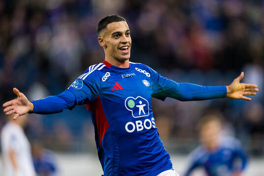 Jones El-Abdellaoui of Vålerenga celebrates