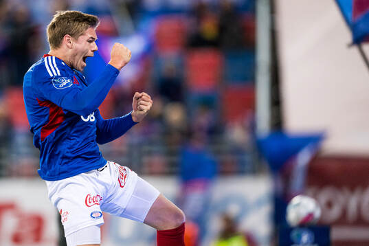 Mees Rijks of Vålerenga celebrates