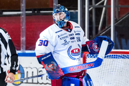 IK Oskarshamns målvakt Tomas Rydén deppar