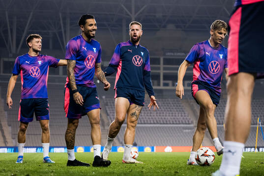 Colin Rösler, Sergio Pena, Pontus Jansson and Jens Stryger