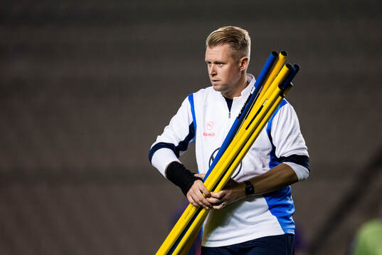Physiotherapist Jesper Robertsson of Malmö FF