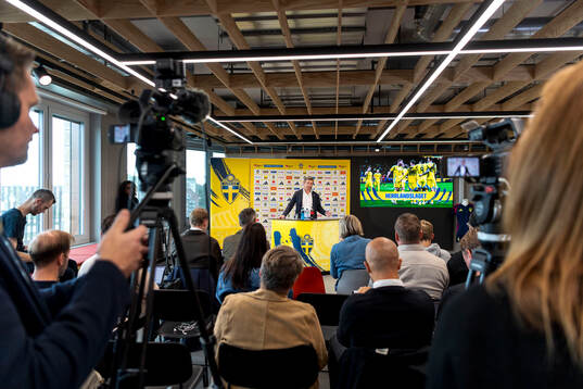 Head coach Jon Dahl Tomasson of the Swedish national