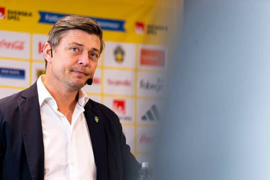 Head coach Jon Dahl Tomasson of the Swedish national