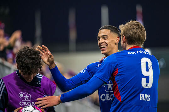 Jones El-Abdellaoui of Vålerenga celebrates