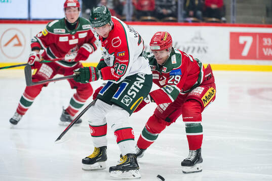 Frölundas Mikael Ruohomaa och MoDos Mikkel Aagaard
