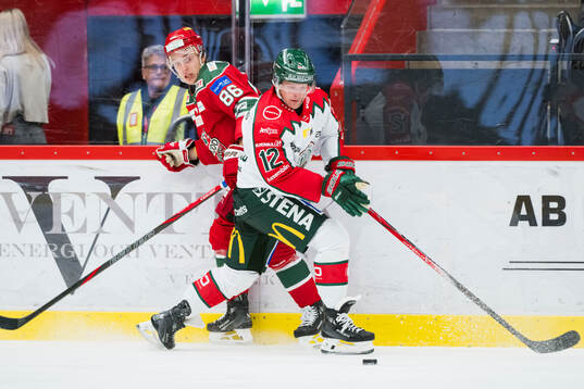 Frölundas Max Friberg och MoDos Lukas Jasek