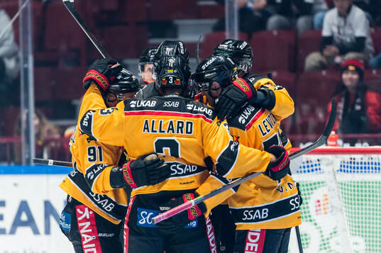 Luleås Markus Nurmi jublar