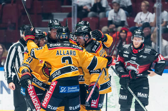 Luleås Markus Nurmi jublar