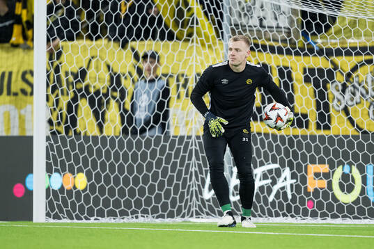 Goalkeeper Isak Pettersson of Elfsborg