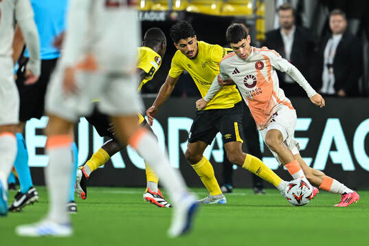 Ahmed Qasem of Elfsborg and Matias Soule of Roma