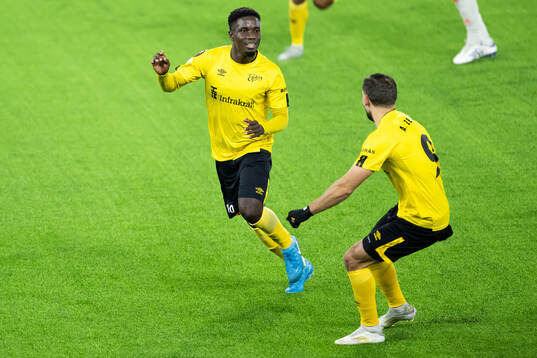 Michael Baidoo of Elfsborg celebrate