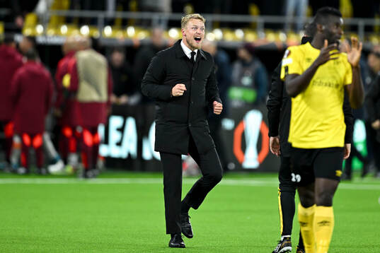 Manager Oscar Hiljemark of Elfsborg celebrates