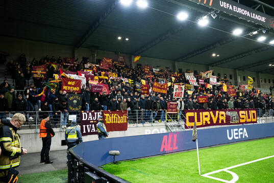 Supporters of Roma in the stands