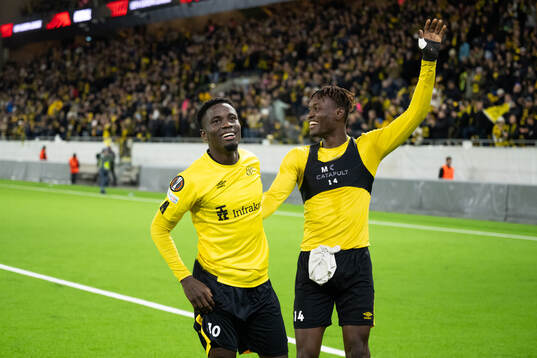 Michael Baidoo of Elfsborg and Jalal Abdullai celebrate
