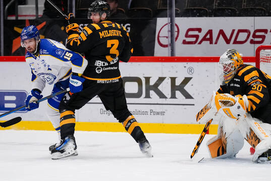 Leksands Max Veronneau och Skellefteås Stefan Milosevic