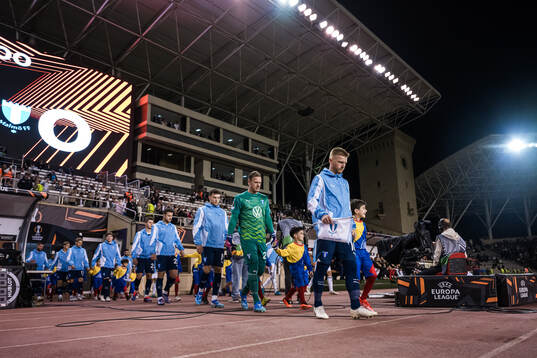 Anders Christiansen of Malmö FF enters the pitch with