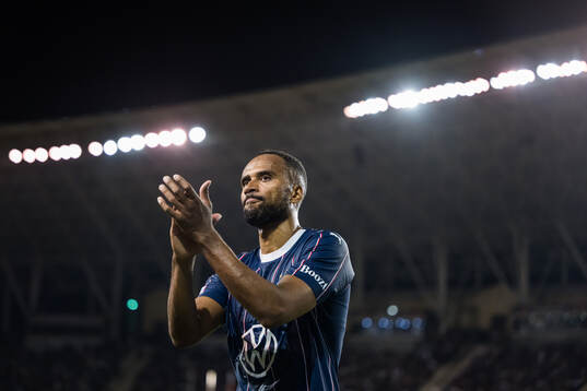 Isaac Kiese Thelin of Malmö FF celebrates