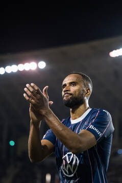 Isaac Kiese Thelin of Malmö FF celebrates
