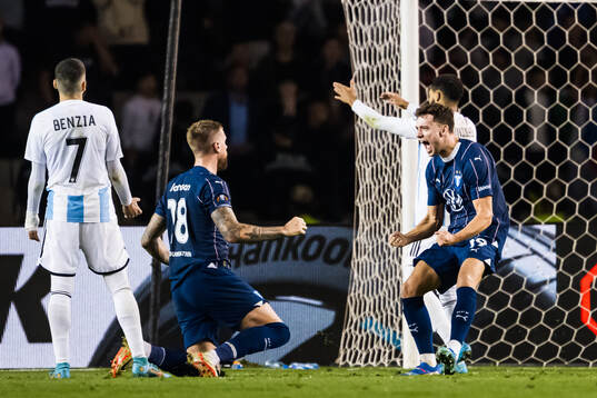 Pontus Jansson and Colin Rösler of Malmö FF celebrating