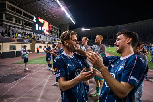 Jens Stryger Larsen and Colin Rösler of Malmö FF