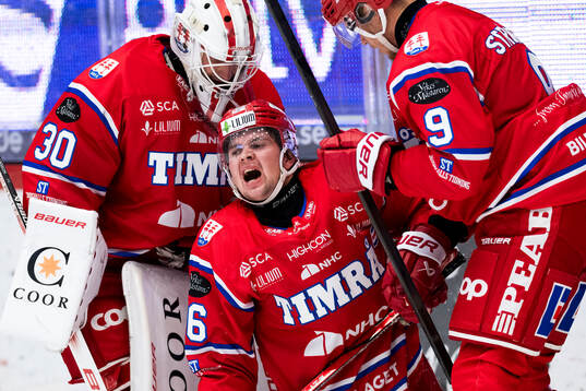 Timrås Lukas Pilö har ont