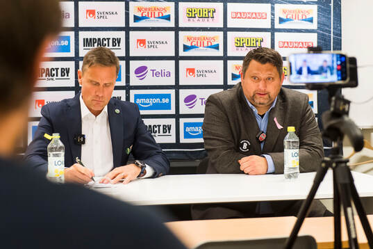 MoDos tränare Mattias Karlin och Frölundas tränare Roger