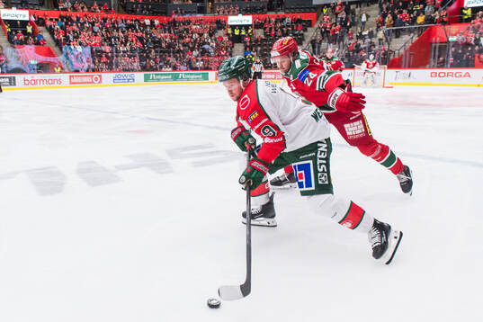 Frölundas Linus Weissbach och MoDos Måns Carlsson