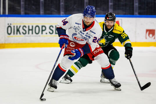 Bläddra bland fler bilder av Ishockey, Hockeyallsvenskan, Östersund - IK Oskarshamn