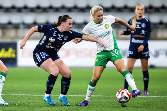 Linköpings Aimee Claypole och Hammarbys Jonna Andersson