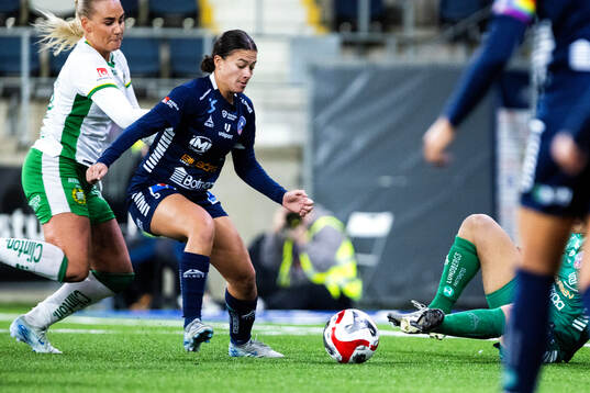 Hammarbys Cathinka Tandberg och Linköpings Angela Beard