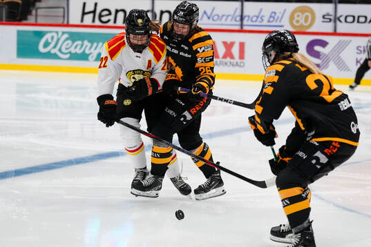 Brynäs Hanna Thuvik och Skellefteås Ida Kuoppala