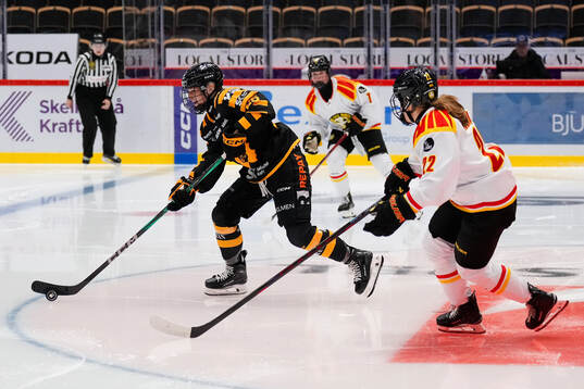 Skellefteås Mikayla Lantto och Brynäs Hanna Thuvik