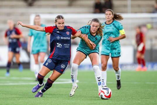 FC Rosengårds Ria Noora Minerva Öling och Kristianstads