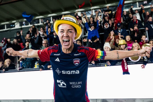 FC Rosengårds Caroline Seger jublar över sitt SM-guld