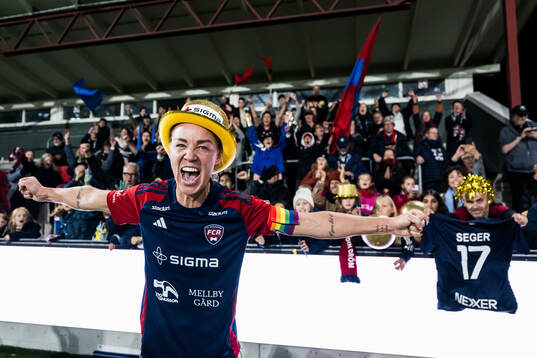 FC Rosengårds Caroline Seger jublar över sitt SM-guld