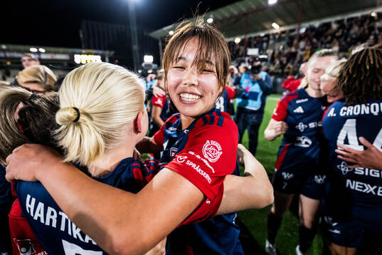 FC Rosengårds Momoko Tanikawa jublar över SM-guldet