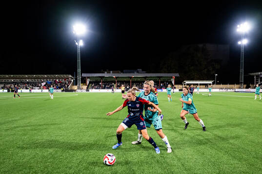FC Rosengårds Jessica Wik och Kristianstads Emma